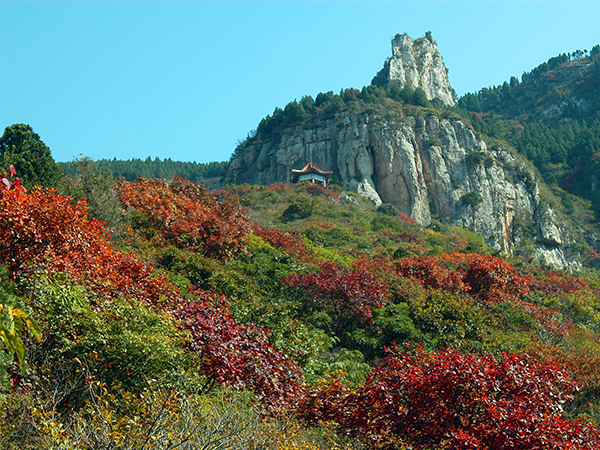 章丘莲台山景区.jpg